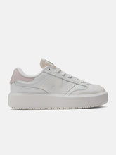 Cargar imagen en el visor de la galería, Zapatillas para Hombre NEW BALANCE HERITAGE CT302 BIC LE