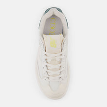 Cargar imagen en el visor de la galería, Zapatillas para Hombre NEW BALANCE HERITAGE CT302 BIC LF