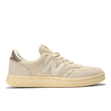 Cargar imagen en el visor de la galería, Zapatillas NEW BALANCE CT500 beige, vista lateral