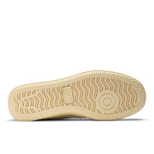 Cargar imagen en el visor de la galería, Zapatillas NEW BALANCE CT500 beige, detalle de suela