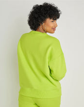 Cargar imagen en el visor de la galería, Polera para Mujer CHAMPION GF535Y08113 POWERBLEND RELAXED CREW 04W