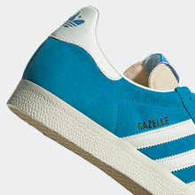 Cargar imagen en el visor de la galería, Zapatillas para Hombre ADIDAS GY7337 GAZELLE BLU