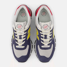 Cargar imagen en el visor de la galería, Zapatillas para Hombre NEW BALANCE HERITAGE 574 MUL