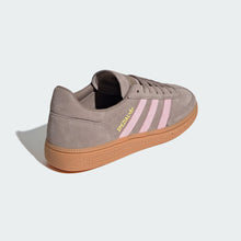 Cargar imagen en el visor de la galería, Zapatillas ADIDAS HANDBALL SPEZIAL JR3082 Marrón