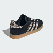 Cargar imagen en el visor de la galería, Zapatillas ADIDAS GAZELLE JQ7114-W Negro