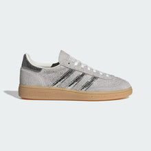 Cargar imagen en el visor de la galería, Zapatillas ADIDAS HANDBALL SPEZIAL HQ0267 Gris