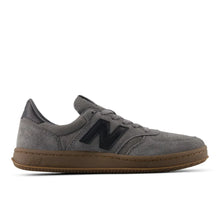Cargar imagen en el visor de la galería, Zapatillas NEW BALANCE CT500 grises, vista lateral
