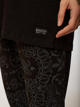 Cargar imagen en el visor de la galería, Polo para Hombre Dunkelvolk OVERSIZE GOTHIC LOGO NGR