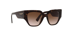 Cargar imagen en el visor de la galería, Lentes de Sol para Mujer VOGUE SUNGLASSES 0VO5409SW65613 613
