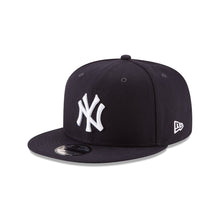 Cargar imagen en el visor de la galería, Gorra para Hombre NEW ERA CAP MLB BASIC SNAP 950 NEYYAN OTC NAVY
