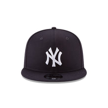 Cargar imagen en el visor de la galería, Gorra para Hombre NEW ERA CAP MLB BASIC SNAP 950 NEYYAN OTC NAVY
