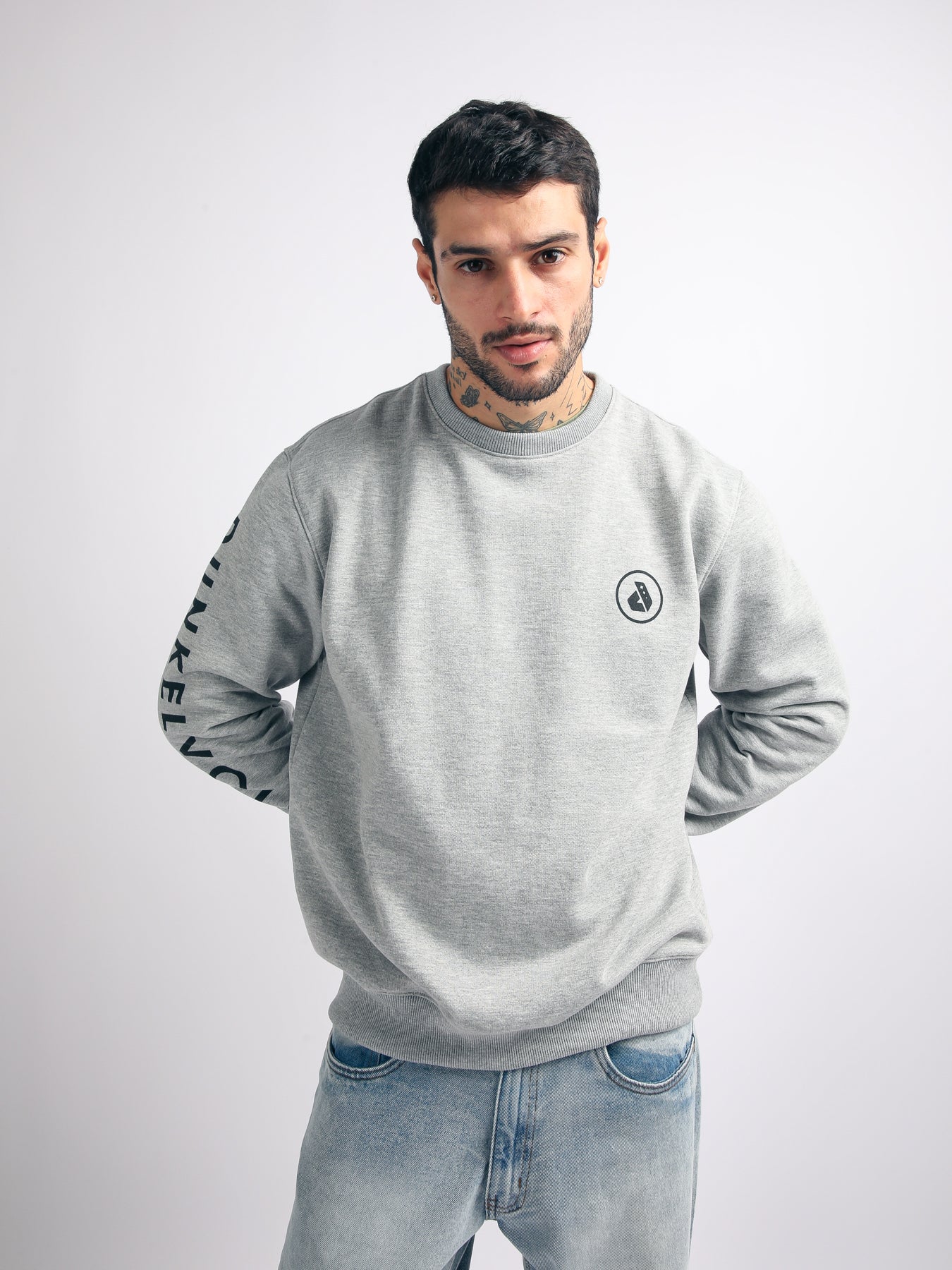 Polera para Hombre Dunkelvolk CREW NECK NEW LOGO ARM SGRH