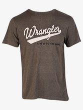 Cargar imagen en el visor de la galería, Polo para Hombre WRANGLER LIVE IT TO THE LIMIT 25-1160-LIVE GPHH
