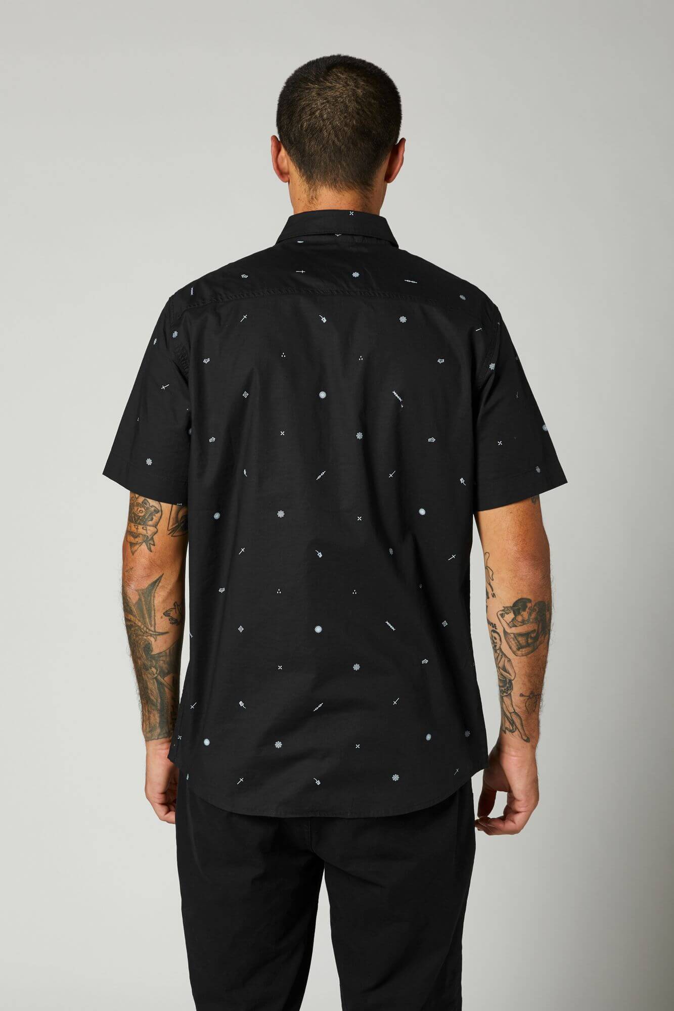 Camisa para Hombre FOX SHIRT SS DECRYPTED SS WOVEN 018