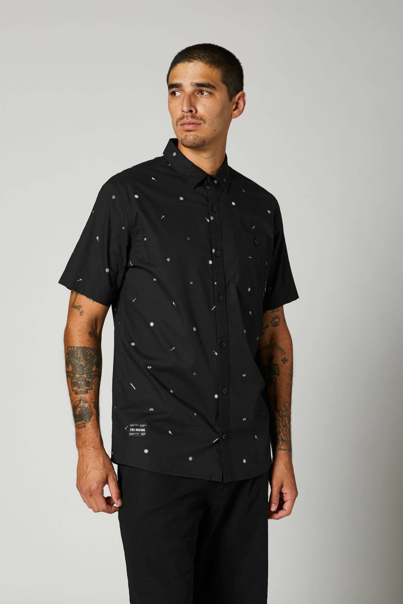 Camisa para Hombre FOX SHIRT SS DECRYPTED SS WOVEN 018
