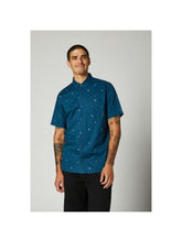 Cargar imagen en el visor de la galería, CAMISA FOX DECRYPTED SS WOVEN-203
