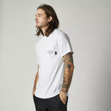 Cargar imagen en el visor de la galería, Polo para Hombre FOX PREMIUM DIAMOND PLATE SS PKT TEE 416
