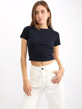 Cargar imagen en el visor de la galería, Polo para Mujer DVK CROP BASIC TEE AZL
