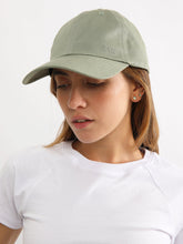 Cargar imagen en el visor de la galería, Gorra para Mujer DVK CAP BASIC HAT VRD
