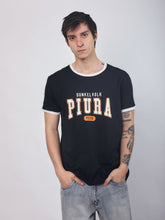 Cargar imagen en el visor de la galería, Polo para Hombre DUNKELVOLK GRAPHIC PIURA RINGER NVY
