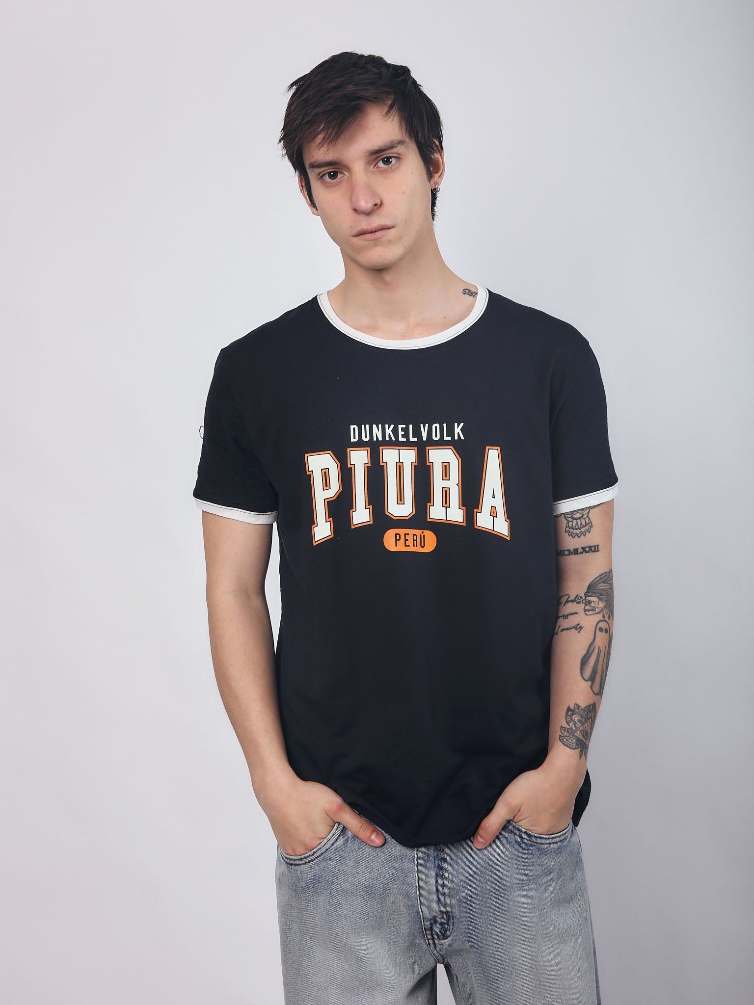 Polo para Hombre DUNKELVOLK GRAPHIC PIURA RINGER NVY – CoolBrandsPeru