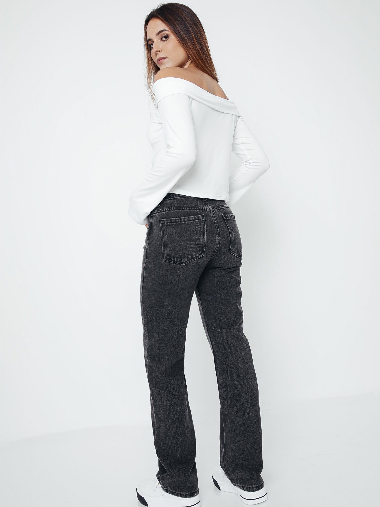 Jean para Mujer DVK REGULAR MID RISE REGULAR JEAN NGR