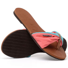 Cargar imagen en el visor de la galería, Sandalias para Mujer HAVAIANAS CASUAL YOU ST TROP COL FC 1976
