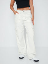 Cargar imagen en el visor de la galería, Jean para Mujer DVK CARGO HIGH WAISTED WIDE LEG CARGO PANT HUE

