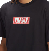 Cargar imagen en el visor de la galería, Polo para Hombre DC SHOES T-SHIRT HSS AW FRAGILE HSS KVJ0
