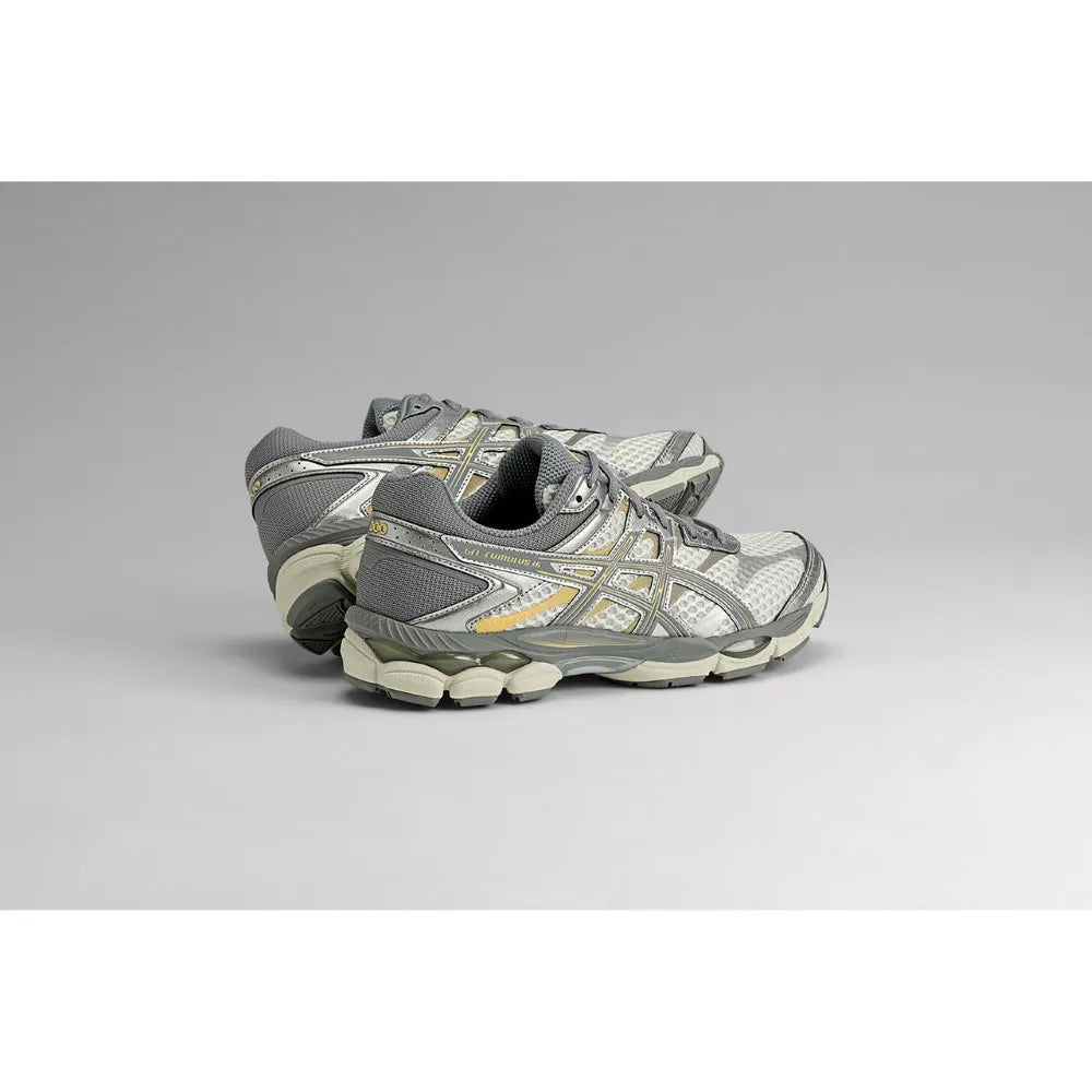 Zapatillas ASICS Gel-Cumulus 16 Gris para Hombre