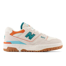 Cargar imagen en el visor de la galería, Zapatillas para Mujer NEW BALANCE HERITAGE 550 BLA
