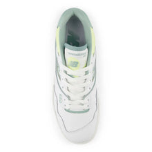 Cargar imagen en el visor de la galería, Zapatillas para Mujer NEW BALANCE HERITAGE 550 EB
