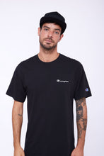 Cargar imagen en el visor de la galería, Polo para Hombre CHAMPION C-GT23H586D6A CLASSIC JERSEY GRAPHIC TEE 003
