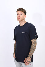 Cargar imagen en el visor de la galería, Polo para Hombre CHAMPION C-GT23H586D6A CLASSIC JERSEY GRAPHIC TEE 031
