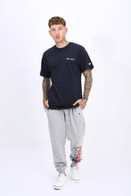 Cargar imagen en el visor de la galería, Polo para Hombre CHAMPION C-GT23H586D6A CLASSIC JERSEY GRAPHIC TEE 031

