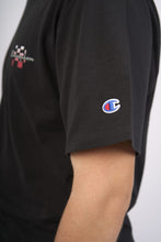 Cargar imagen en el visor de la galería, Polo para Hombre CHAMPION C-GT23H586DOA CLASSIC JERSEY GRAPHIC TEE 003
