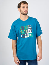 Cargar imagen en el visor de la galería, Polo para Hombre CHAMPION C-GT23H586EDA CLASSIC JERSEY GRAPHIC TEE M+S
