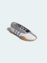 Cargar imagen en el visor de la galería, Zapatillas para Mujer ADIDAS TAEKWONDO Blanco JQ6438
