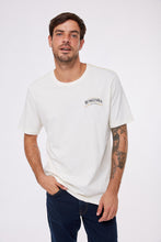 Cargar imagen en el visor de la galería, Polo para Hombre Dunkelvolk PREMIUM DUNK BEER TEE NAT
