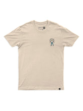 Cargar imagen en el visor de la galería, Polo para Hombre DUNKELVOLK CLASSIC LOCO MONDO NAT
