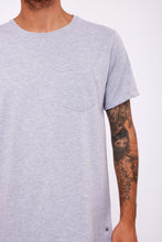 Cargar imagen en el visor de la galería, Polo para Hombre DUNKELVOLK CLASSIC SIMPLE POCKET TEE HTR
