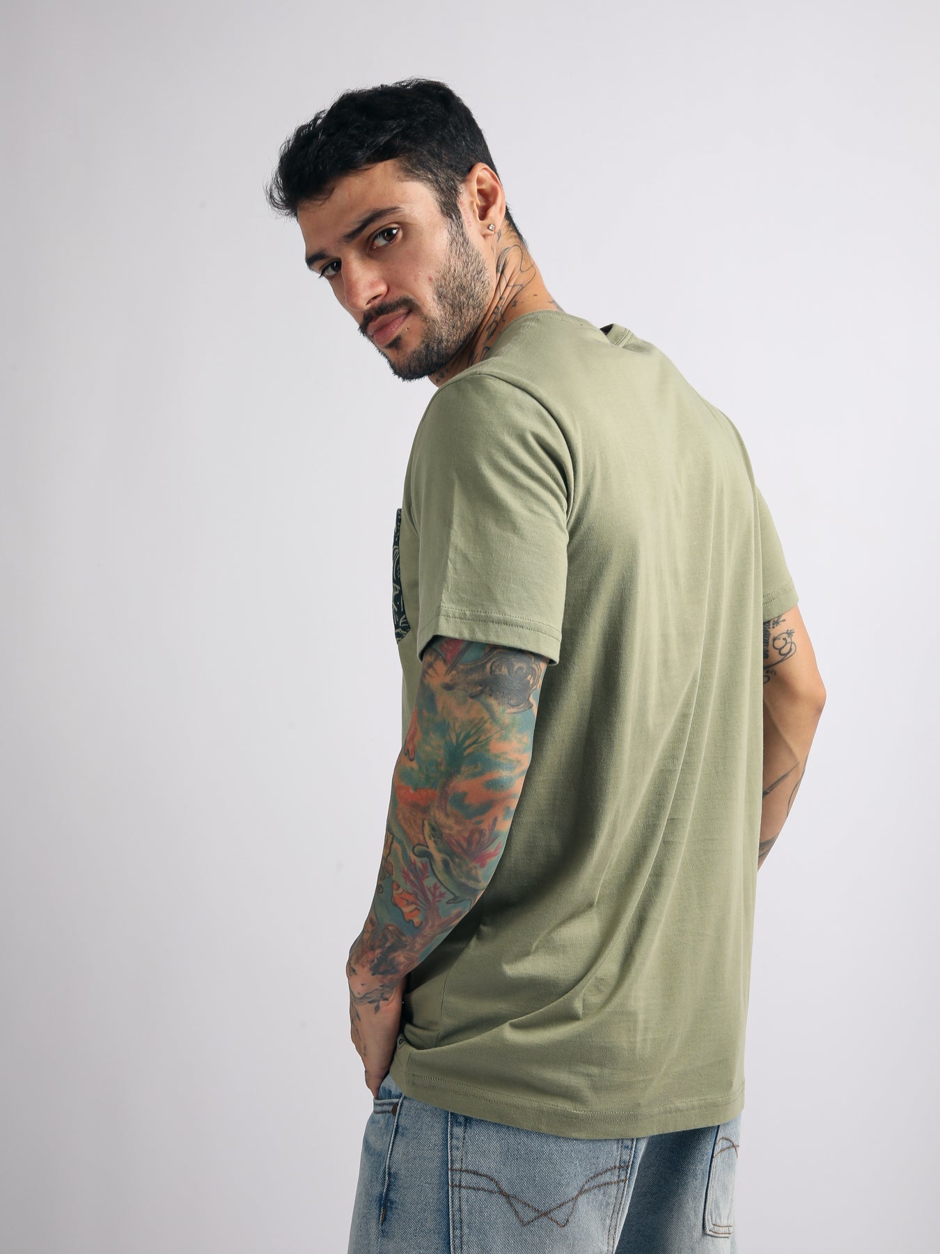Polo para Hombre Dunkelvolk BASIC SIMPLE PRINTED POCKET TEE VRD