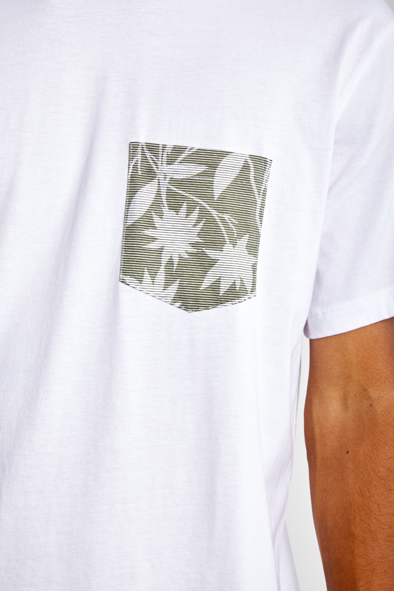 Polo para Hombre Dunkelvolk POCKET SIMPLE PRINTED POCKET TEE WHI