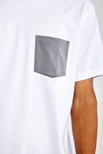 Cargar imagen en el visor de la galería, Polo para Hombre Dunkelvolk POCKET SIMPLE CONTRAST POCKET TEE WHT
