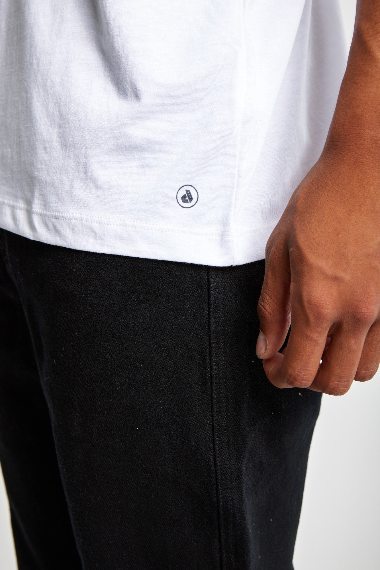 Polo para Hombre Dunkelvolk POCKET SIMPLE CONTRAST POCKET TEE WHT