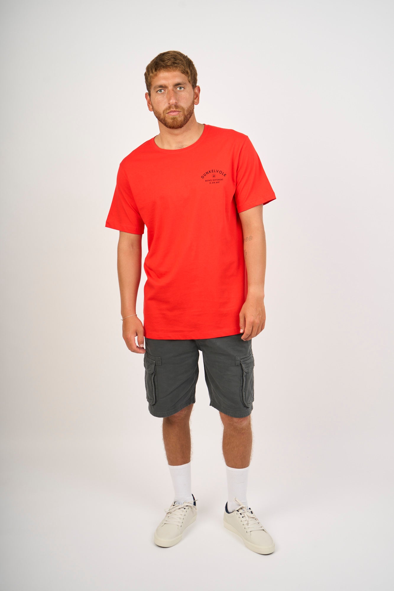 Polo para Hombre DUNKELVOLK SURF SCRIPT LOGO RED