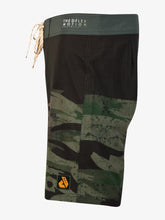 Cargar imagen en el visor de la galería, Ropa de Baño para Hombre Dunkelvolk BOARDSHORT CAMO MG
