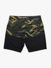 Cargar imagen en el visor de la galería, Ropa de Baño para Hombre Dunkelvolk BOARDSHORT CAMO 18&quot; CAMO
