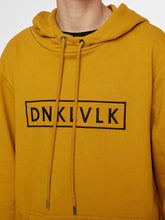 Cargar imagen en el visor de la galería, Polera Dunkelvolk SIN ZIP THE DNA HOOD FP CHTEA
