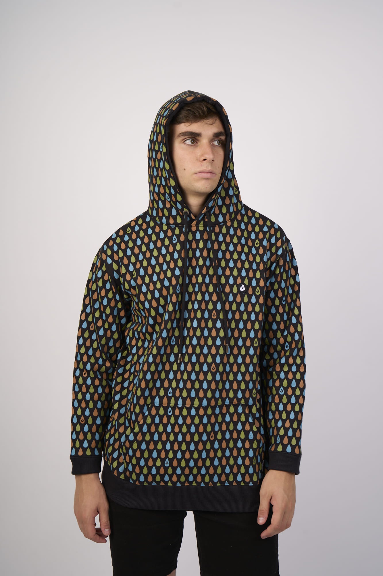 Polera para Hombre Dunkelvolk SIN ZIP WORLD NGR